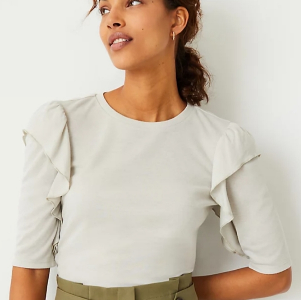 ANN TAYLOR RUFFLE Sleeve Top - Picture 9 of 9
